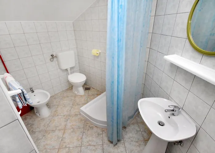 Apartment Apartments With Parking Space Njivice, Krk - 5427 Njivice