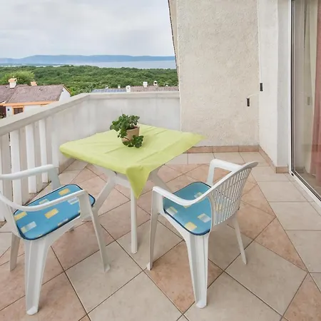 Apartment Apartments With Parking Space Njivice, Krk - 5427